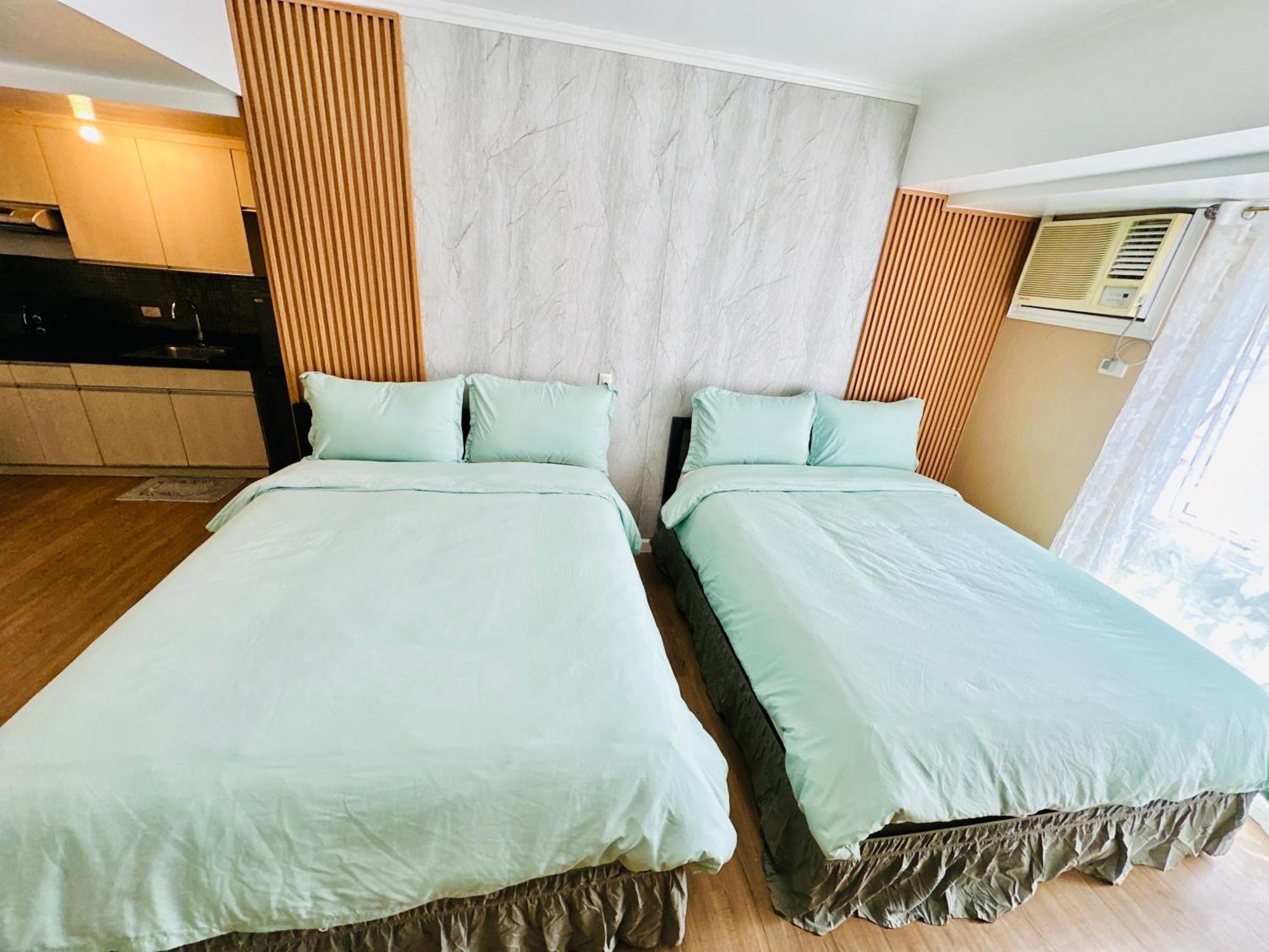 Feels Like Home Condos Abreeza Place Tower 1 & 2 Davao Exterior photo